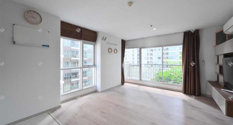 For rent 2 bedrooms condo in Huai Khwang, Bangkok