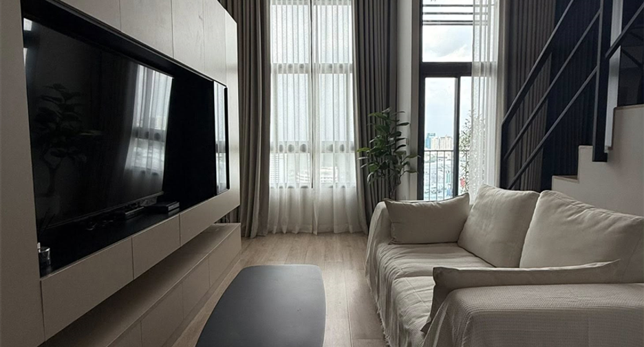 Wohnung zur Miete mit 1 Zimmer in Huai Khwang, Bangkok
