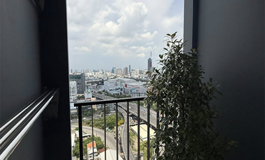 Condo en alquiler de 1 habitaciones en Huai Khwang, Bangkok