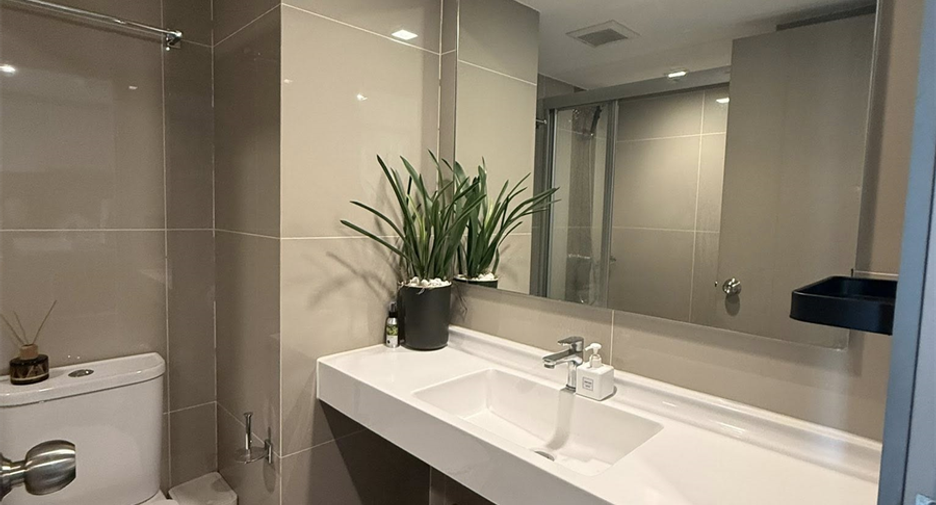 Wohnung zur Miete mit 1 Zimmer in Huai Khwang, Bangkok