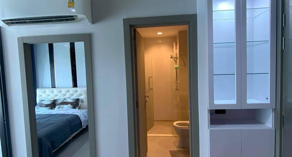 For rent 2 ベッドルーム condo in Huai Khwang, Bangkok