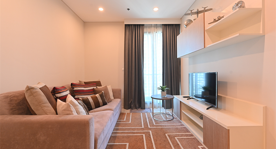 For rent 1 bed condo in Watthana, Bangkok