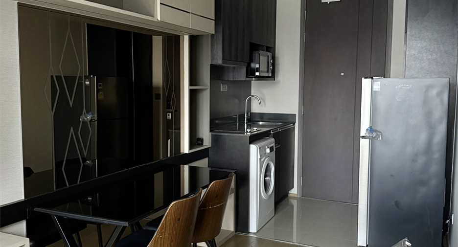 For rent 1 bed condo in Bang Rak, Bangkok