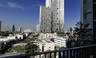 À louer 1 chambre condo à Phaya Thai, Bangkok