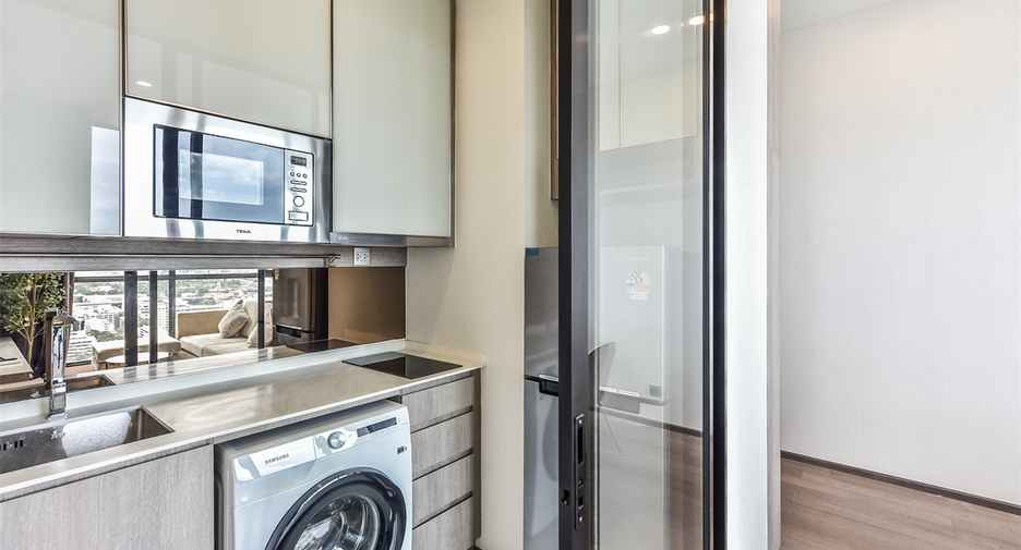 Condo en alquiler de 2 habitaciones en Ratchathewi, Bangkok