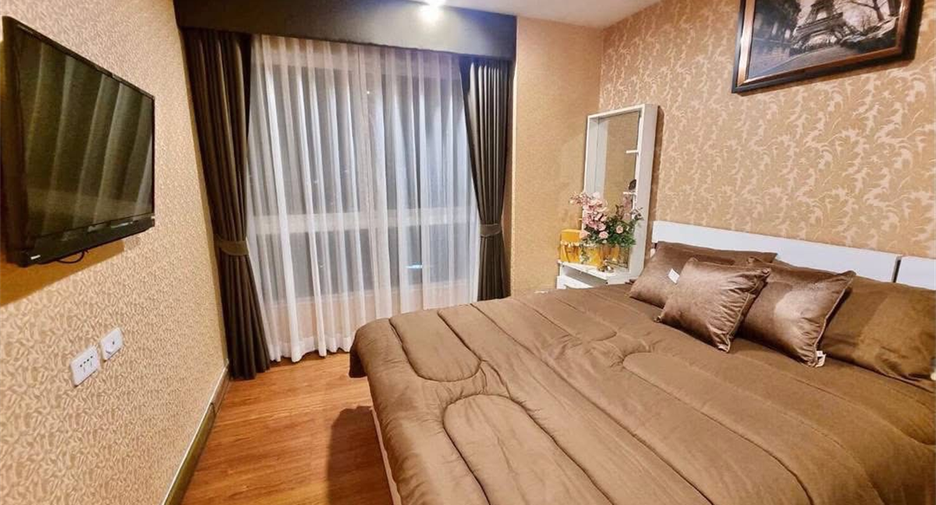For rent 2 bedrooms condo in Din Daeng, Bangkok