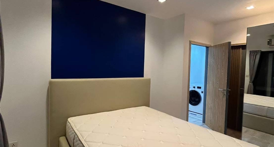 For rent 2 bedrooms condo in Huai Khwang, Bangkok