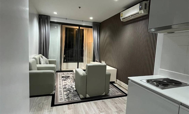 For rent 2 bedrooms condo in Huai Khwang, Bangkok