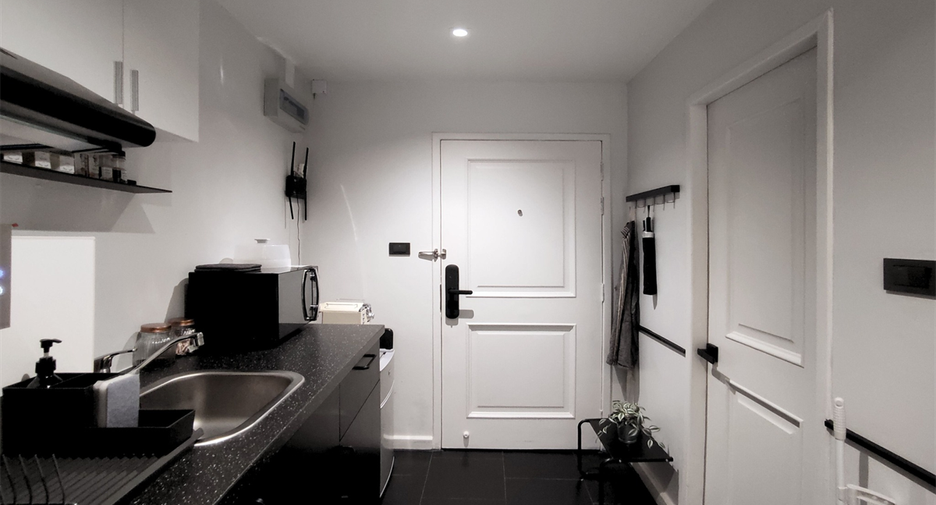 For rent 1 bed condo in Huai Khwang, Bangkok