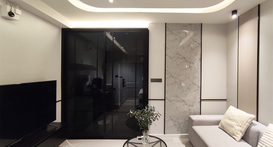 For rent 1 bed condo in Huai Khwang, Bangkok