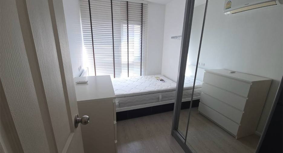 For rent 2 bedrooms condo in Huai Khwang, Bangkok
