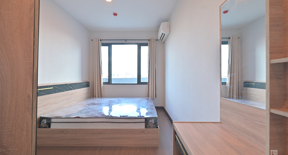 For rent 2 bedrooms condo in Huai Khwang, Bangkok