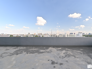 For rent 2 bedrooms condo in Huai Khwang, Bangkok