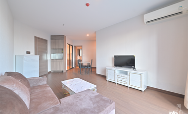 For rent 2 bedrooms condo in Huai Khwang, Bangkok