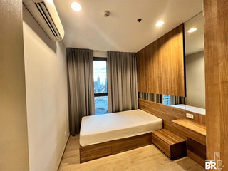 For rent 2 bedrooms condo in Ratchathewi, Bangkok