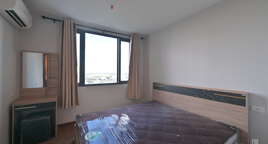 For rent 2 bedrooms condo in Huai Khwang, Bangkok