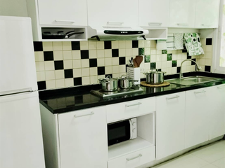 For rent 2 bedrooms condo in Din Daeng, Bangkok