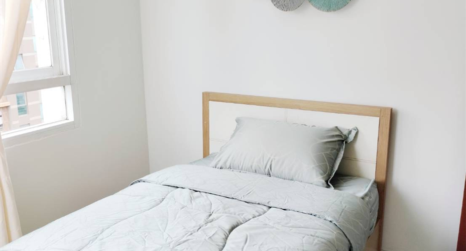 For rent 2 bedrooms condo in Din Daeng, Bangkok