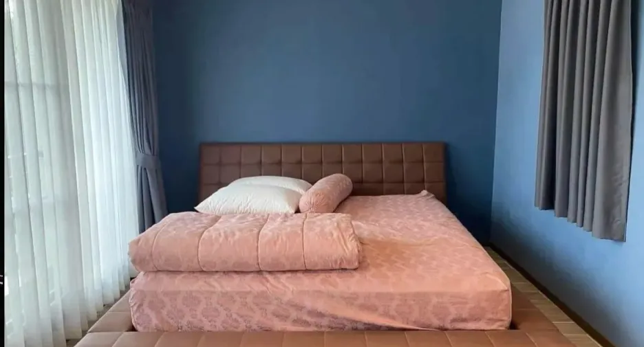 For rent 2 bedrooms townhouse in Suan Luang, Bangkok