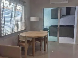For rent 2 bedrooms townhouse in Prawet, Bangkok