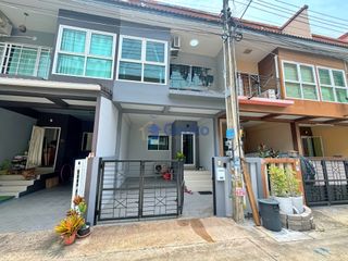 Haus zum Kauf mit 2 Zimmer in Bang Lamung, Chonburi