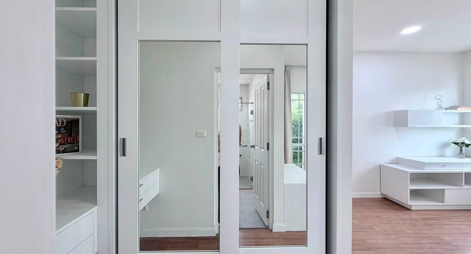 For rent 4 ベッドルーム house in Prawet, Bangkok