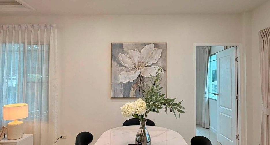 For rent 4 ベッドルーム house in Prawet, Bangkok