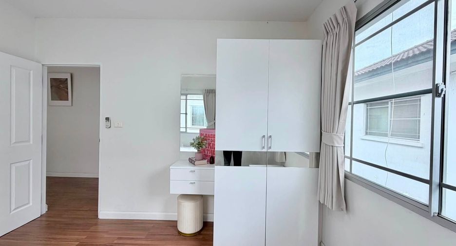 For rent 4 ベッドルーム house in Prawet, Bangkok