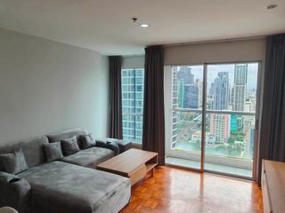 Condo en alquiler de 2 habitaciones en Sathon, Bangkok