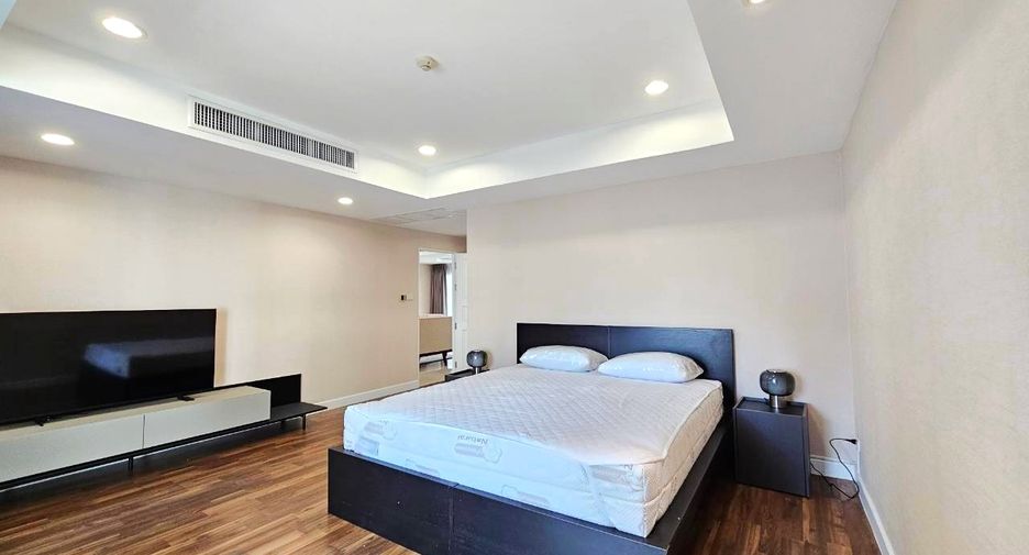 À louer 2 chambres condo à Pathum Wan, Bangkok