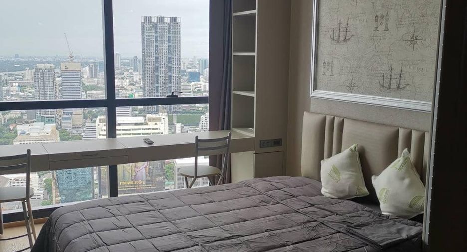 À louer 2 chambres condo à Bang Rak, Bangkok