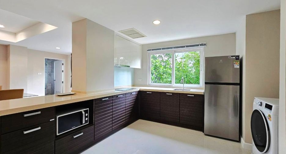 Wohnung zur Miete mit 2 Zimmer in Pathum Wan, Bangkok