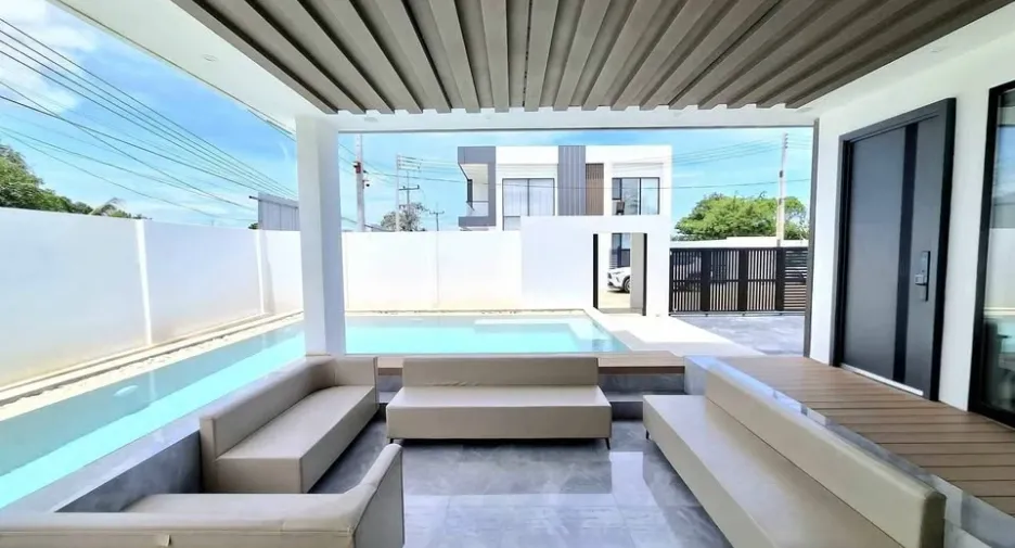 Villa en venta de 4 habitaciones en Bang Lamung, Chonburi