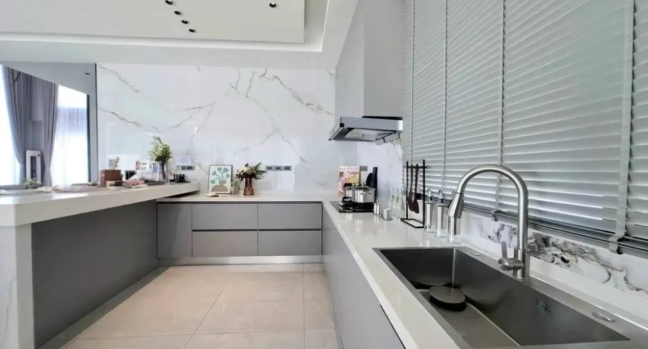 Villa en venta de 4 habitaciones en Bang Lamung, Chonburi