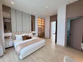 For sale 5 ベッドルーム villa in Bang Lamung, Chonburi