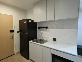 À louer studio condo à Thon Buri, Bangkok
