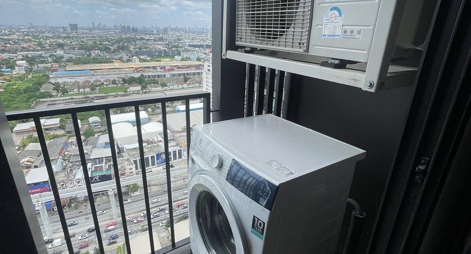 Condo en alquiler de 1 habitaciones en Bang Na, Bangkok