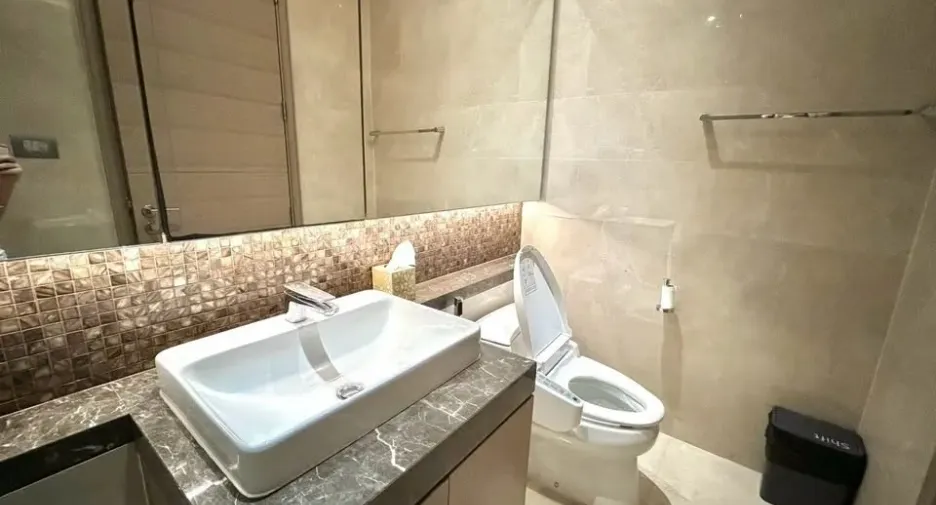 For rent 1 bed condo in Pathum Wan, Bangkok