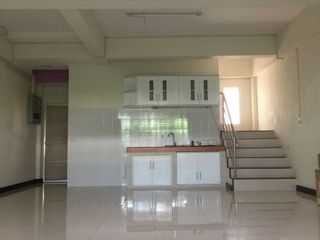 For rent 2 bedrooms townhouse in Mueang Samut Prakan, Samut Prakan