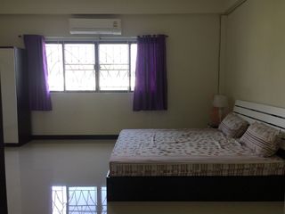 For rent 2 bedrooms townhouse in Mueang Samut Prakan, Samut Prakan
