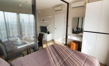 Wohnung zur Miete mit 1 Zimmer in Bang Phlat, Bangkok