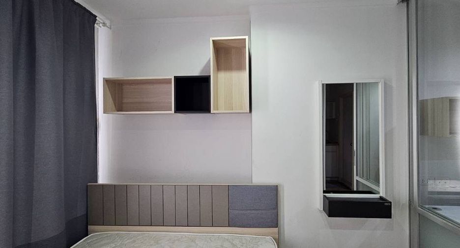 Wohnung zur Miete mit Studio in Huai Khwang, Bangkok