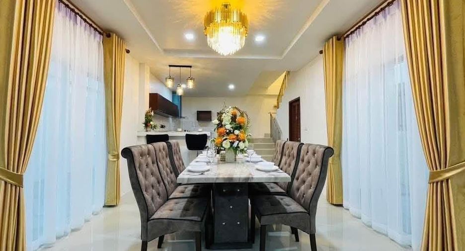 À vendre 4 chambres maison à East Pattaya, Pattaya