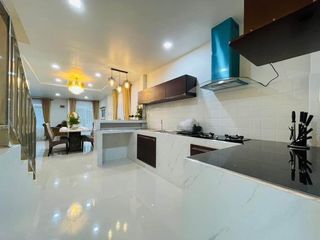 Casa en venta de 4 habitaciones en East Pattaya, Pattaya