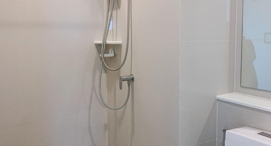 For rent studio condo in Din Daeng, Bangkok