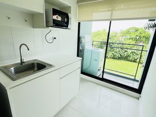 À louer studio condo à Suan Luang, Bangkok
