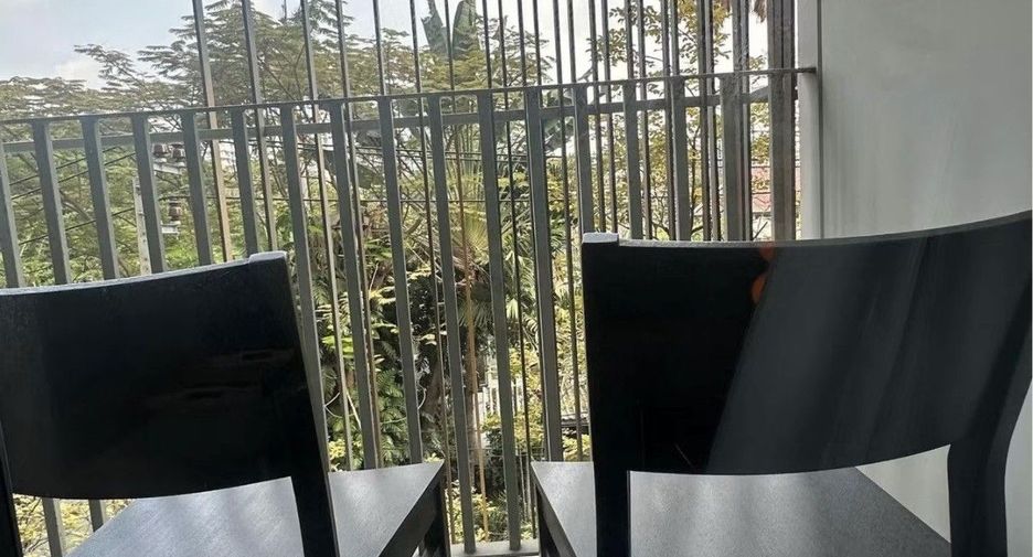 For rent 1 bed condo in Watthana, Bangkok