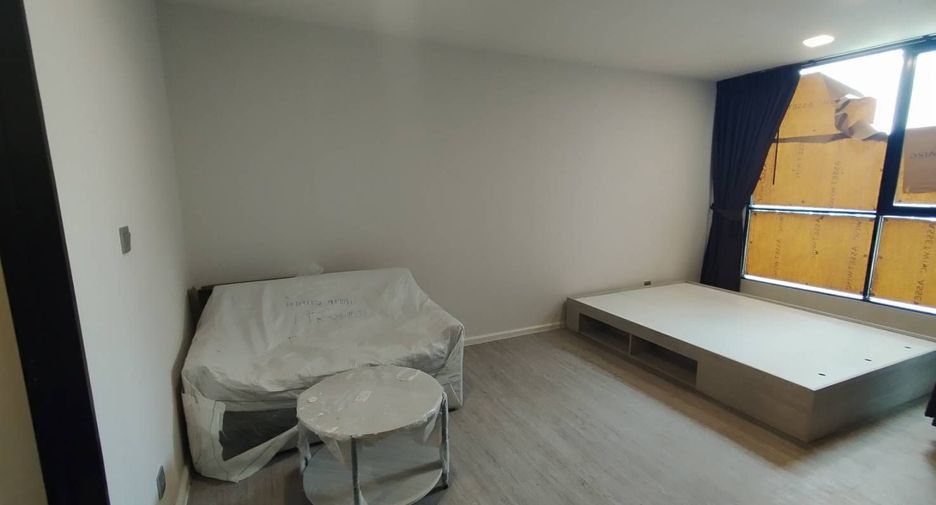 Condo en alquiler de 1 habitaciones en Bang Na, Bangkok