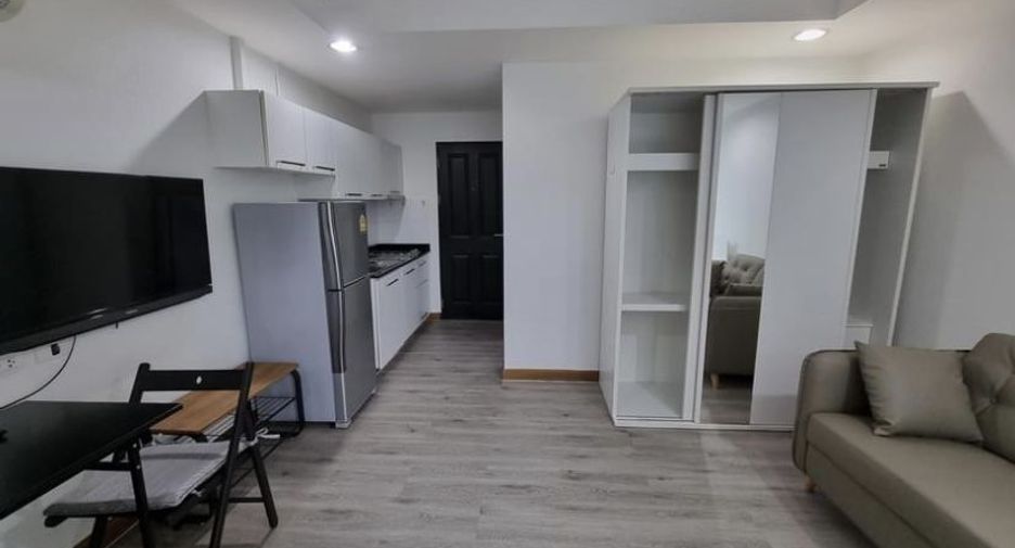 For rent studio condo in Din Daeng, Bangkok