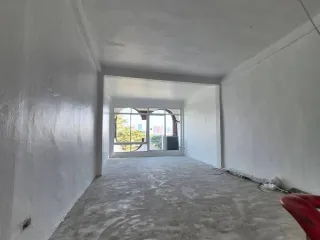 For rent 3 bedrooms retail Space in Chatuchak, Bangkok